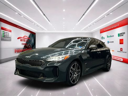 Used 2022 Kia Stinger GT1 RWD image 3