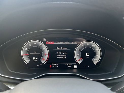 Certified 2025 Audi Q5 2.0T Premium Plus w/ Premium Plus Package image 11