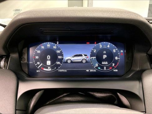 Used 2025 Land Rover Discovery Sport S AWD/4WD image 13