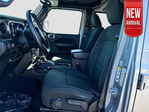 Used 2018 Jeep Wrangler Unlimited Sport S image 21