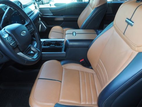 Used 2024 Ford F350 Platinum image 11