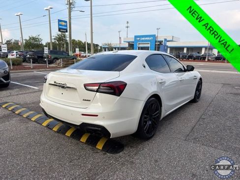 Used 2023 Maserati Ghibli Modena RWD image 4