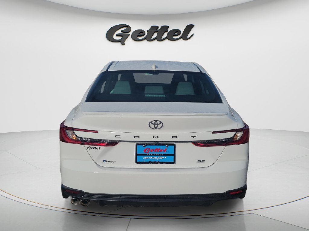 Used 2026 Toyota Camry SE FWD image 6