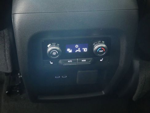 New 2026 GMC Acadia Denali Ultimate AWD/4WD image 19