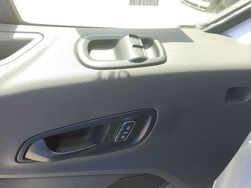 New 2026 Ford Transit 250 148 Medium Roof w/ Load Area Protection Package RWD image 6