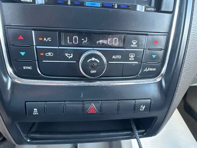 Used 2013 Dodge Durango SXT AWD/4WD image 19