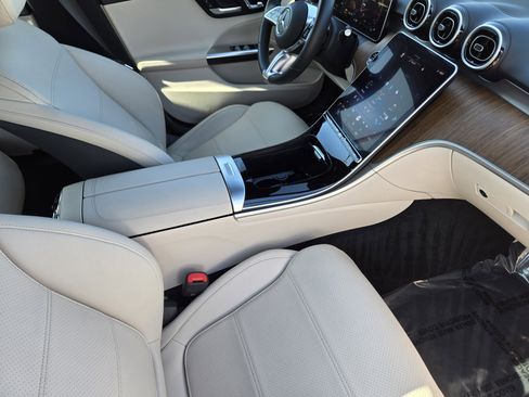 Used 2024 Mercedes-Benz C 300 Sedan image 14