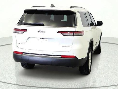 Used 2022 Jeep Grand Cherokee L Laredo w/ Luxury Tech Group I AWD/4WD image 6