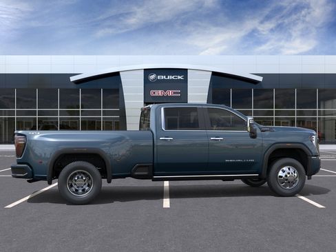 New 2026 GMC Sierra 3500 Denali Ultimate AWD/4WD image 29
