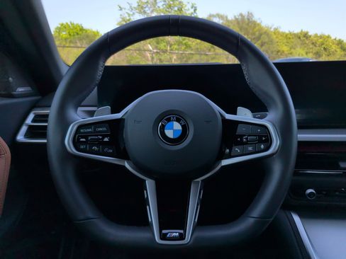 Certified 2025 BMW 230i xDrive Coupe w/ M Sport Package AWD/4WD image 23
