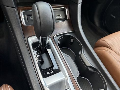 Certified 2025 Subaru Ascent Touring image 23
