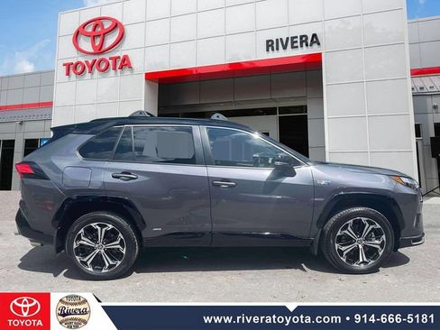 Used 2024 Toyota RAV4 XSE w/ Weather Package AWD/4WD image 6