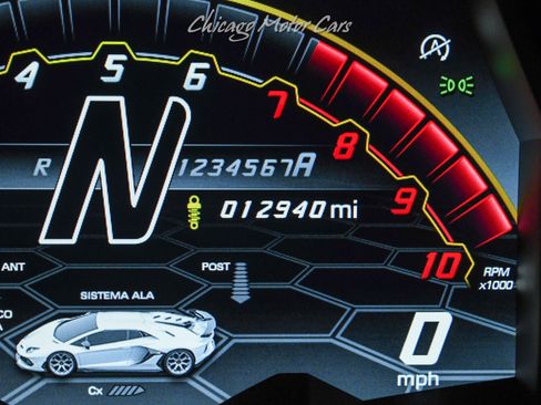 Used 2019 Lamborghini Aventador SVJ AWD/4WD image 13