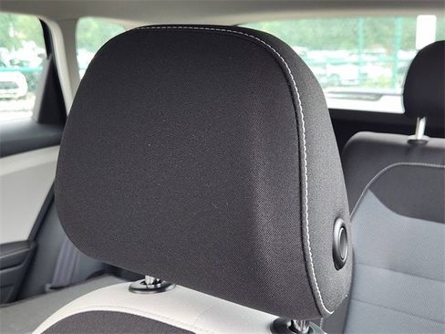 New 2025 Volkswagen Taos S image 15