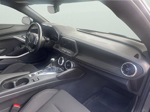 Used 2022 Chevrolet Camaro LT w/ RS Package image 14