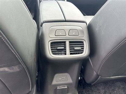 Used 2024 Buick Envision Avenir image 22