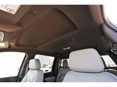 Used 2023 GMC Sierra 2500 SLT w/ SLT Convenience Package AWD/4WD image 28