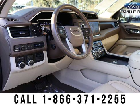 Used 2021 GMC Yukon Denali w/ Denali Ultimate Package image 10