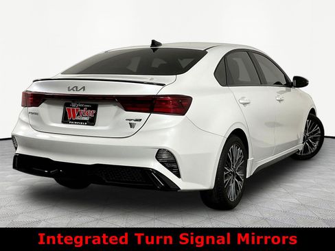 Used 2024 Kia Forte GT-Line w/ GT-Line Premium Package FWD image 6