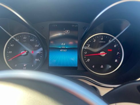 Used 2019 Mercedes-Benz C 300 Sedan image 11