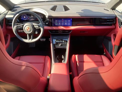 New 2025 Porsche Macan 4S Electric image 23