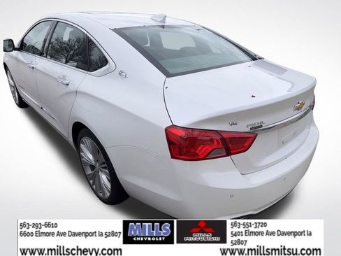 Used 2018 Chevrolet Impala Premier w/ Premier Convenience Package image 4
