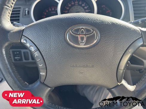Used 2005 Toyota Tacoma 4x4 Double Cab image 9