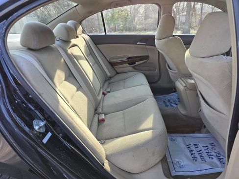 Used 2009 Honda Accord EX image 12