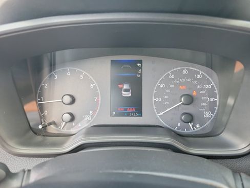 Used 2025 Toyota Corolla LE FWD image 14