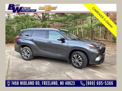 Used 2021 Toyota Highlander XLE
