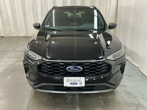 New 2026 Ford Escape ST-Line w/ Cold Weather Package AWD/4WD image 8