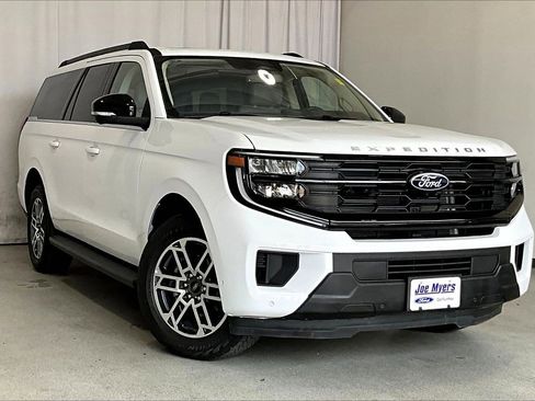 Used 2025 Ford Expedition Max Active image 1