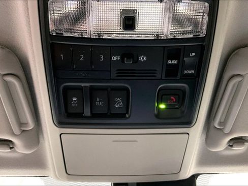 Used 2024 Toyota 4Runner Limited image 35