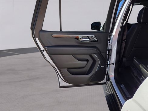 New 2026 Chevrolet Tahoe Premier w/ Sun And Tow Package image 27