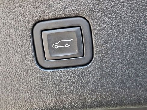 Used 2023 Buick Enclave Premium w/ Experience Buick Package image 29