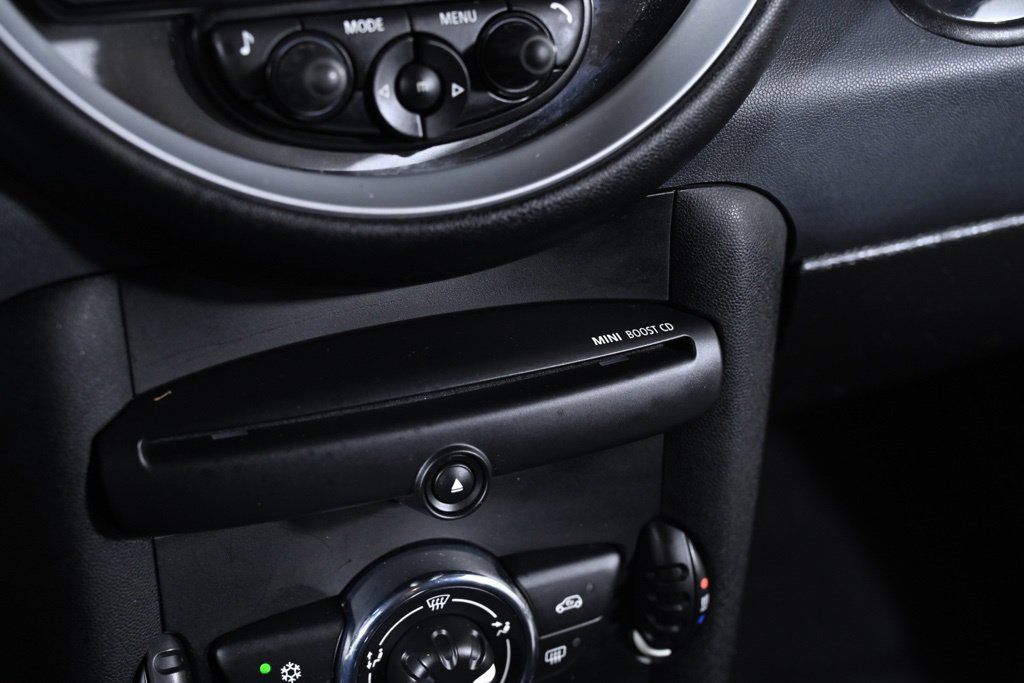 Used 2011 MINI Cooper Clubman S FWD image 16