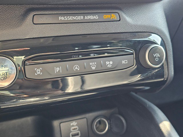 Used 2024 Ford Escape Platinum AWD/4WD image 35