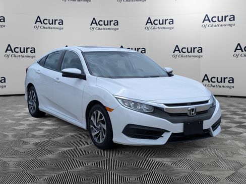 Used 2017 Honda Civic EX image 2