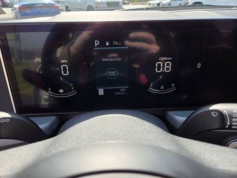 Used 2025 Hyundai Sonata SEL FWD image 31