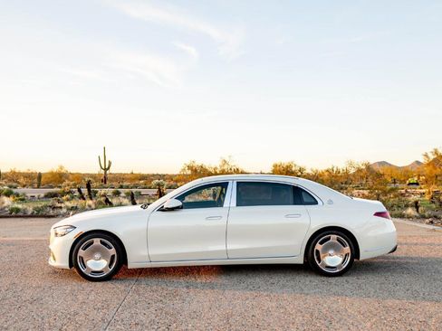Used 2023 Mercedes-Benz Maybach S 580 4MATIC image 4