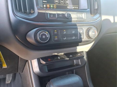 Used 2019 Chevrolet Colorado W/T w/ Custom Special Edition AWD/4WD image 22