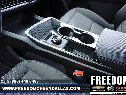 Used 2026 Chevrolet Equinox LT FWD image 29