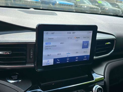 Used 2023 Ford Explorer ST-Line AWD/4WD image 28