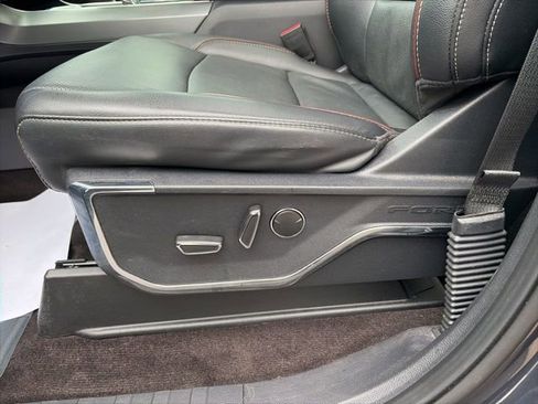 Used 2021 Ford F150 Lariat w/ Equipment Group 502A High AWD/4WD image 10