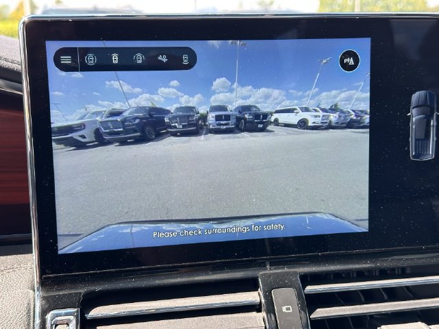 Used 2022 Lincoln Navigator Reserve w/ Equipment Group 201A AWD/4WD image 33