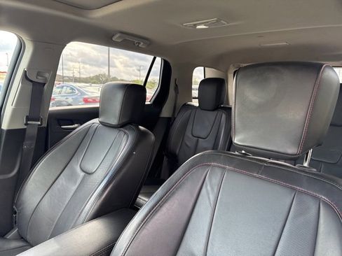 Used 2017 GMC Terrain SLT w/ Open Road Package image 25