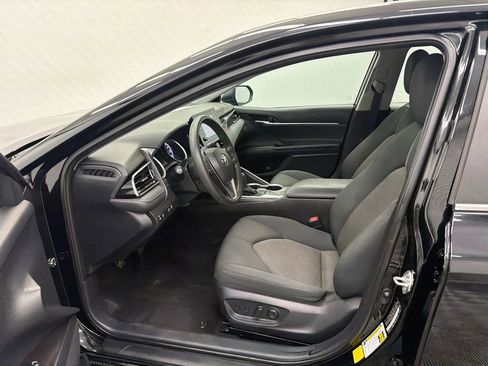 Used 2023 Toyota Camry LE FWD image 9