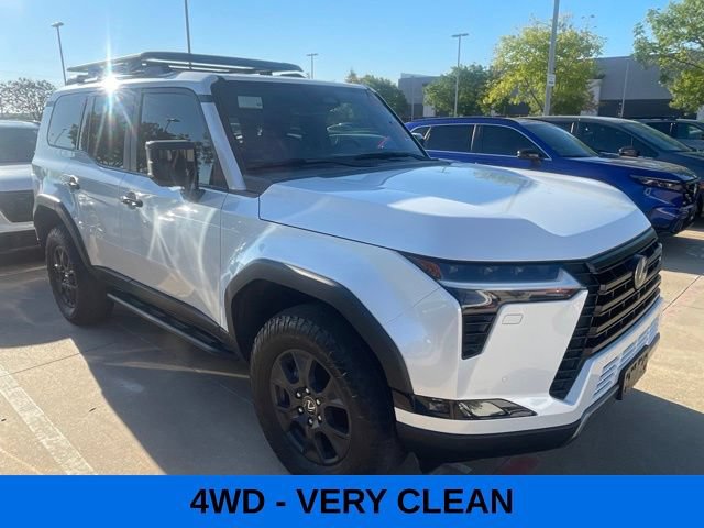 Used 2024 Lexus GX 550 AWD/4WD image 3