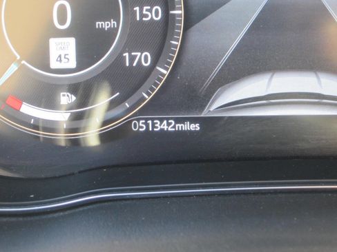 Used 2021 Jaguar E-PACE 300 Sport image 29