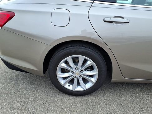Used 2023 Chevrolet Malibu LT FWD image 25